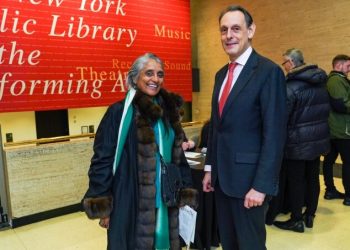 Bebe Neuwirth Attends @giselle Lincoln Center Screening