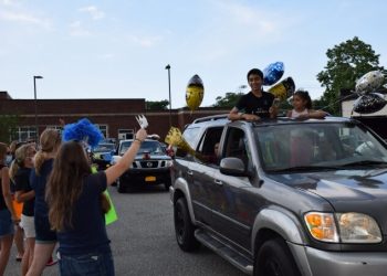 Aquebogue Elementary School Holds Drive-Through Clap-Out For Fourth Graders