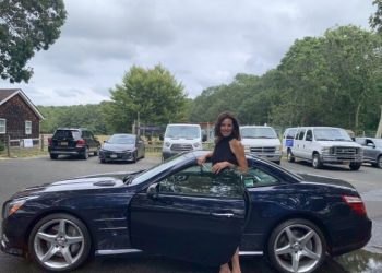 Countess Luann de Lesseps, Actress Christine Evangelista And More Support CARe WASH Benefit For The Bridgehampton Child Care & Recreational Center