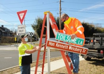 Former East Hampton Village Mayor Kenneth Wessberg, Sr. Honored With Street Sign