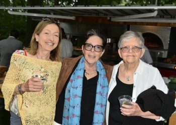 Center For Therapeutic Riding Of The East End Hosts Spring Turn Out