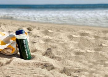 Hero Beach Club Partners With Athletic Greens To Host Yoga Class With Ocean Views In Montauk