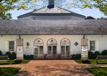 Guild Hall Presents: Crisis in Queens by Joy Behar