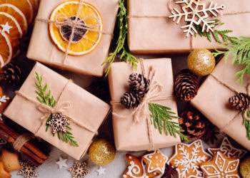 East Hampton Airport: Holidays at the Hangar