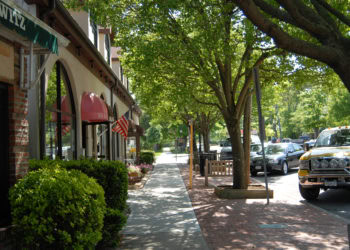 Westhampton Beach Performing Arts Center Kicks Off Holiday Season on December 2nd with First Annual Holiday Stroll on Main Street