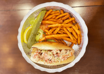 Lobster Rolling Through The Hamptons: Southampton Publick House
