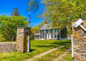 An Amazing American Historical Home is for Sale on South Midway Road on Shelter Island