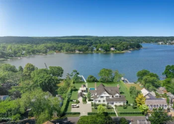 Rare Land In Sag Harbor Stuns Market