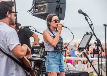 HOLIDAY RAMBLERS/HELLO BROOKLYN (8/9/22) Live at Main Beach, East Hampton