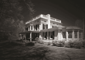 Hunting for Ghosts at the Southampton History Museum