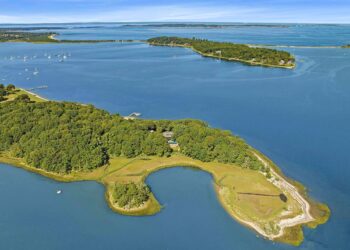 Exclusive “Congdon’s Point” Offers Unparalleled Luxury on Shelter Island