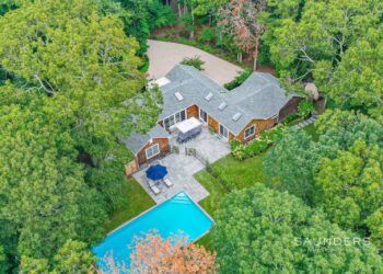 Hamptons Real Estate Market Data – Week of 10/3/2023