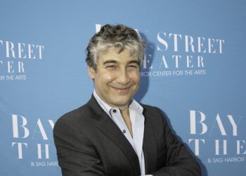Scott Schwartz Predicts “An Epic Summer for Bay Street Theater”