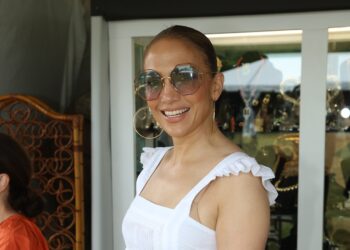 Jennifer Lopez Attends The East Hampton Antiques & Design Show