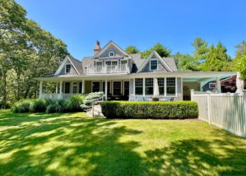 Hamptons Real Estate Market Data – Week of 8/6/2024