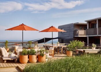 MARRAM MONTAUK, Off-Season is On-Point