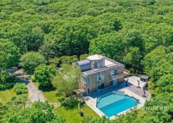 Amagansett Top Of The World