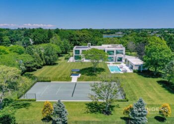 Luxury Redefined: Spectacular New Construction on Rose Hill Road