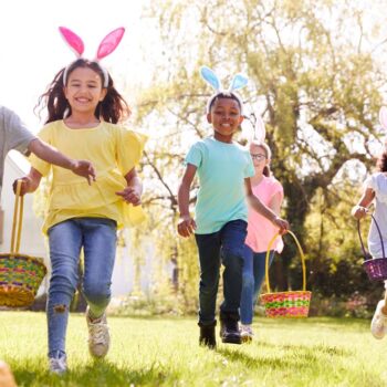 Hampton Library's Annual Egg Hunt
