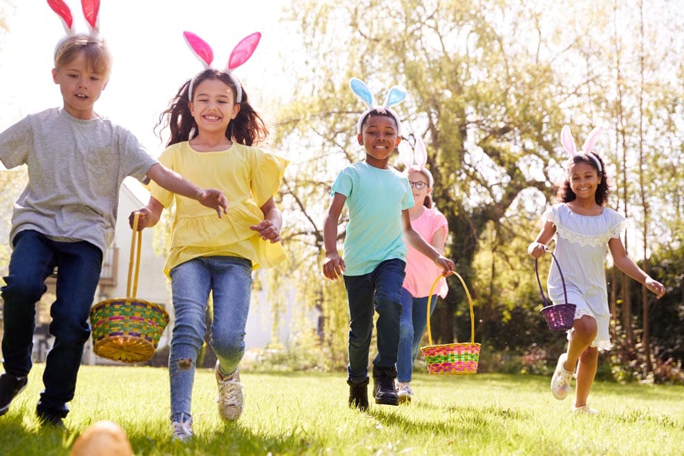 Hampton Library's Annual Egg Hunt