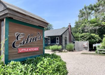 Estia’s Little Kitchen Could be the Best Lunch in the Hamptons