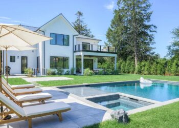 Bridgehampton Village New Construction