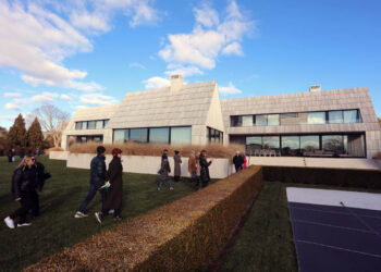 Record Turnout for East Hampton Historical Society’s 2025 House & Garden Tour