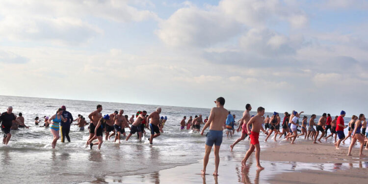 Heart of the Hamptons’ 22nd Annual Polar Bear Plunge Raised over $350,000