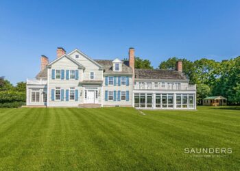 Amagansett Estate on 10 Acres Offers Rare Hamptons Compound Potential