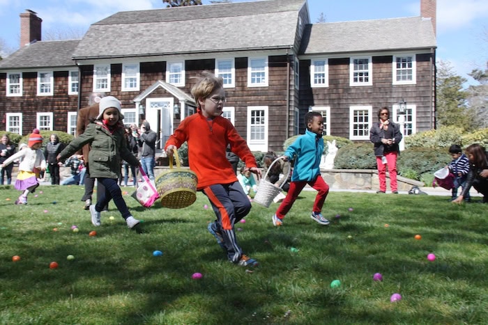 Ladies' Village Improvement Society's Annual Easter Egg Hunt