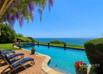 California Dreaming: Stunning Waterfront Home in Southampton