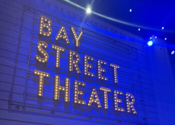 Bay Street Artistic Director Scott Schwartz Talks “Dear Evan Hansen,” “Bonkers in the Boroughs” with Joy Behar, and More