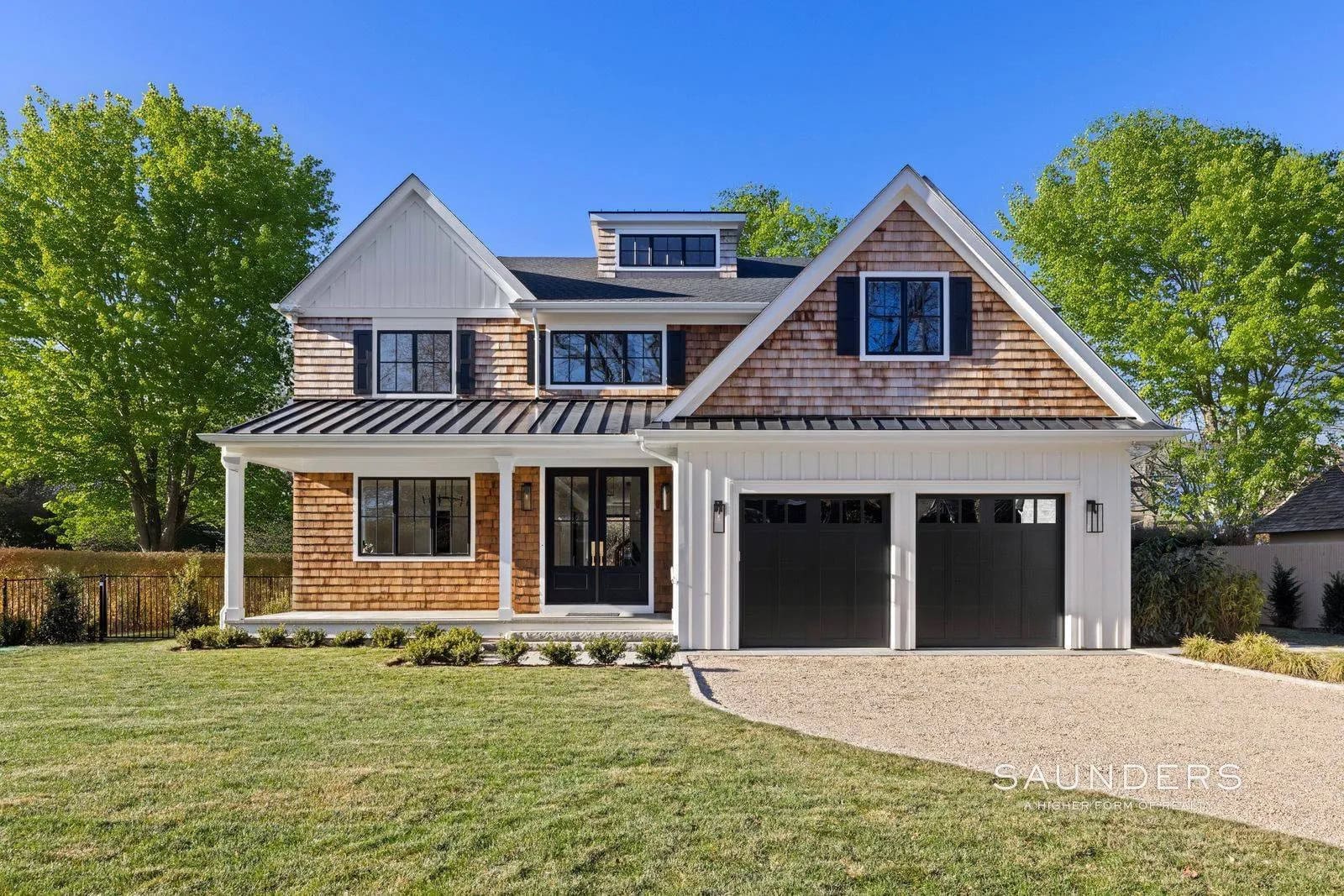 Over the past week, there were 30 Listings that went into contract from Westhampton to Montauk.




Compared to this same week last year (2025), there were 32 Listings that went into contract.

Which is a year over year DECREASE of 6%.




This same week in 2024, there were 18 Listings that went into contract.

Compared to this past week, there was an INCREASE of 67%.