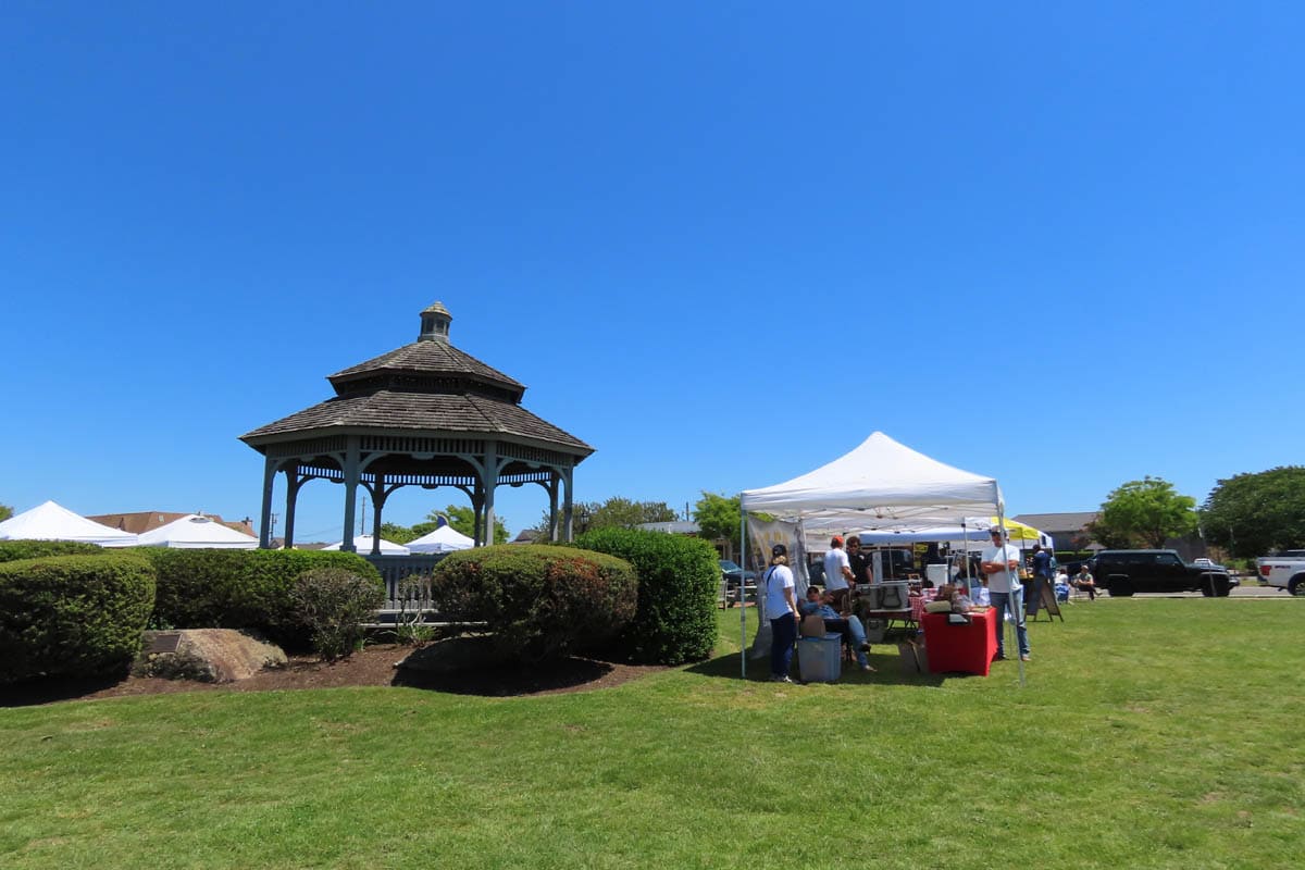 The annual Montauk Farmers Market has officially returned for the summer season! The beloved weekly market will take place every Thursday now through September 10, from 9 a.m. to 2 p.m., bringing fresh local finds to the heart of Montauk.