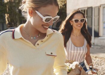Kendra Scott Destination Color Pop-Up