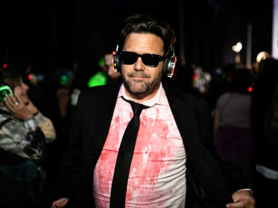 HALLOWEEN SILENT DISCO DANCE PARTY IN THE GARDEN